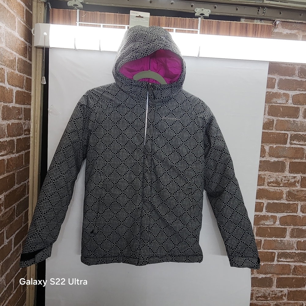 Columbia Kids Black & Gray Patterned Puffer Jacket with Pink Lining